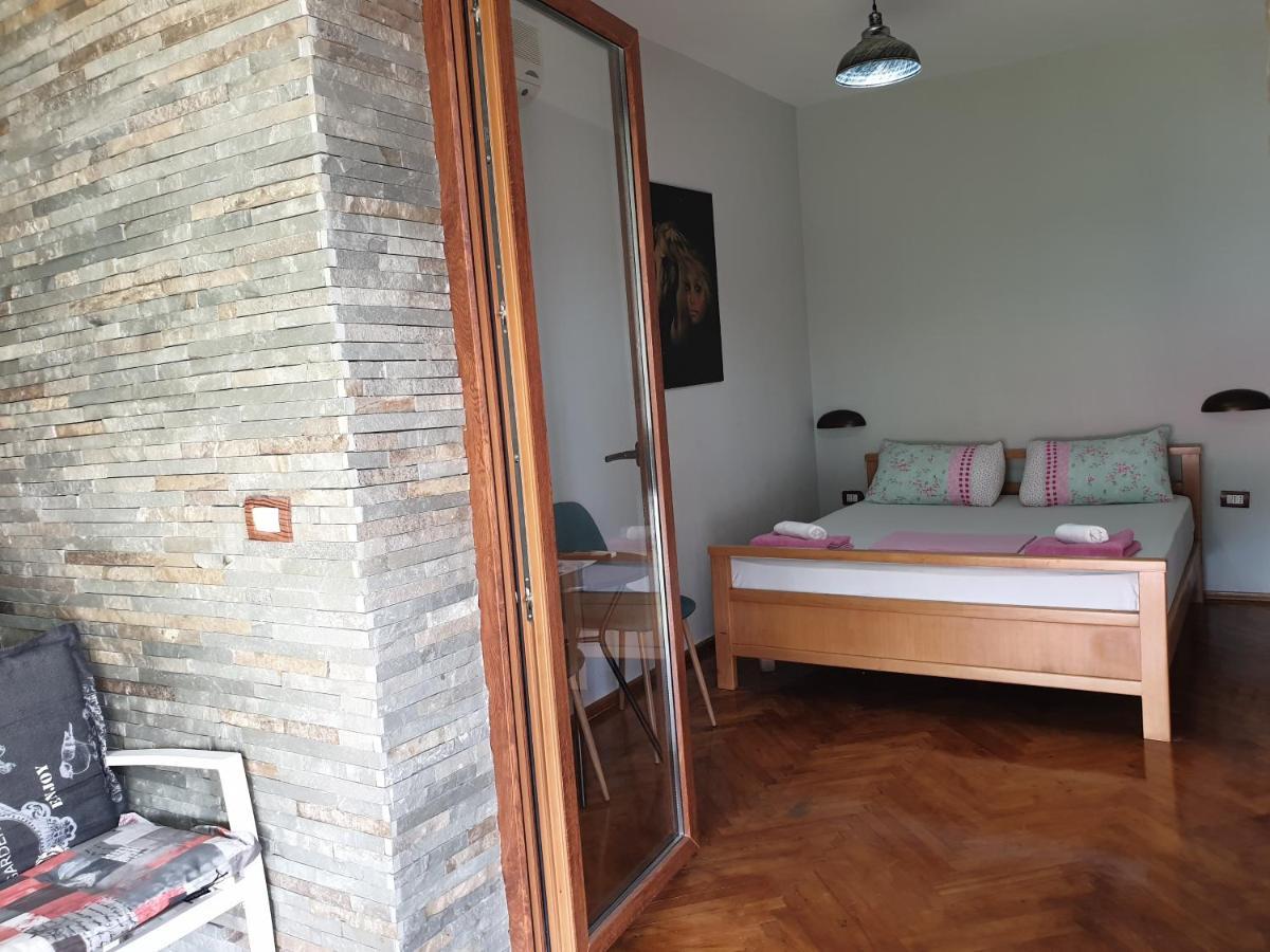 Elisabet Tirana Apartment Exterior photo